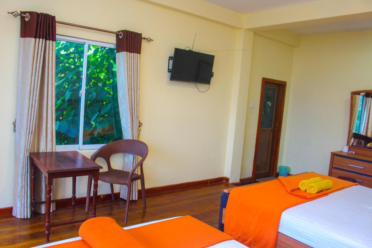 Hotel Olinka Haputale Ngoại thất bức ảnh